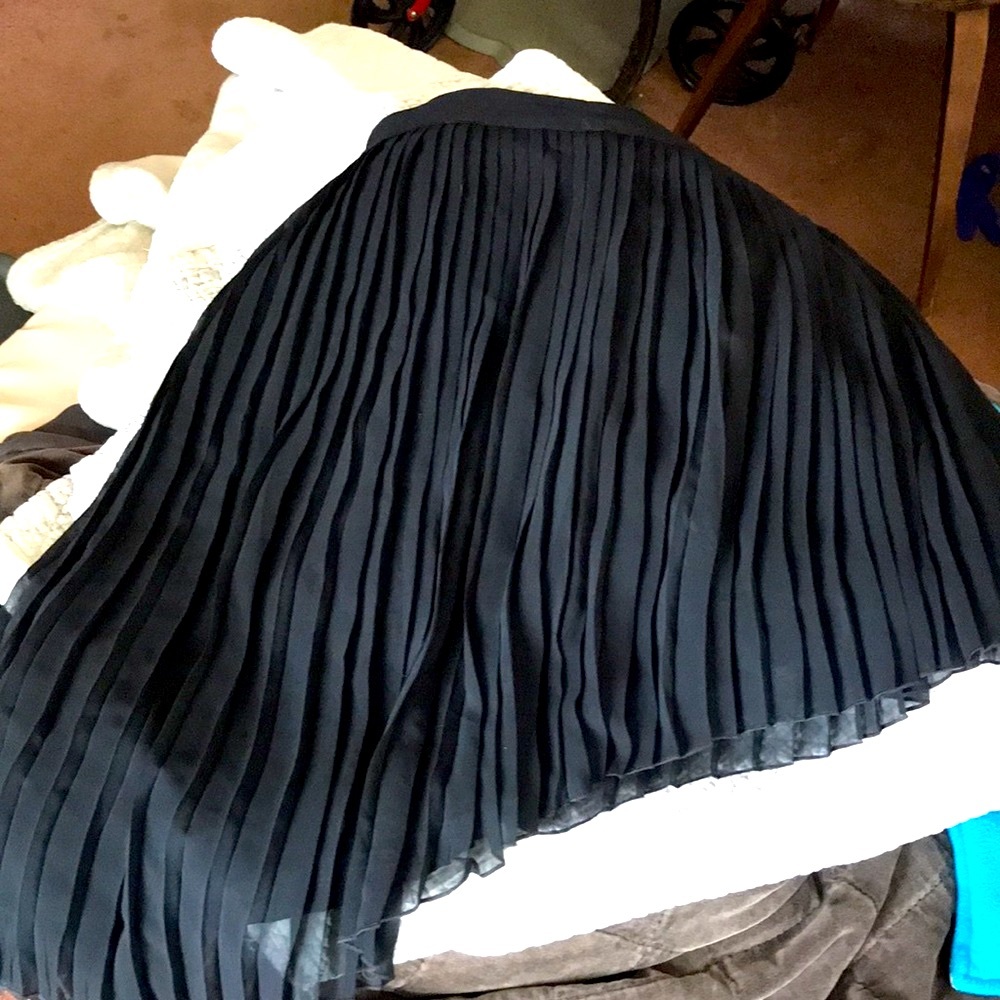 American Eagle chiffon skirt black Asymmetrical NEW With Tags perfect